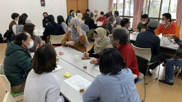 となりのムスリム：多文化共生の試み